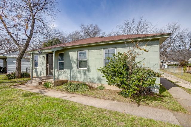 5032 Hartford Drive, River Oaks, TX 76114