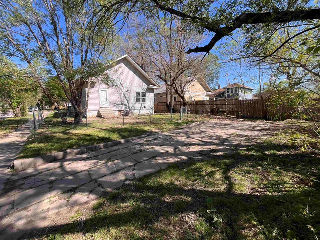 257 N Poplar Ave, Wichita, KS 67214