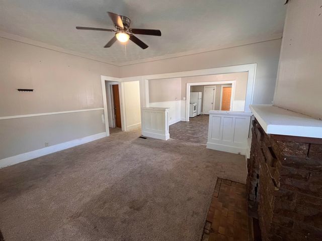 257 N Poplar Ave, Wichita, KS 67214