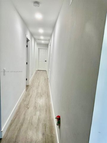 816 NW 8th St, Florida City, FL 33034