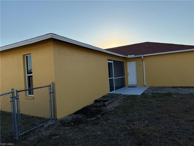 225 SE 4th TER, Cape Coral, FL 33990