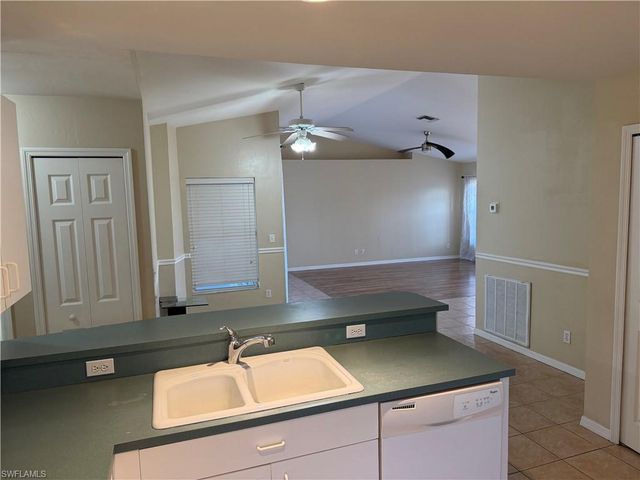 225 SE 4th TER, Cape Coral, FL 33990