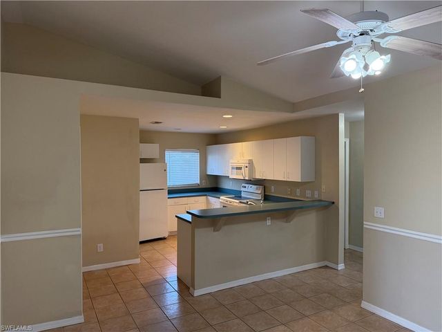 225 SE 4th TER, Cape Coral, FL 33990