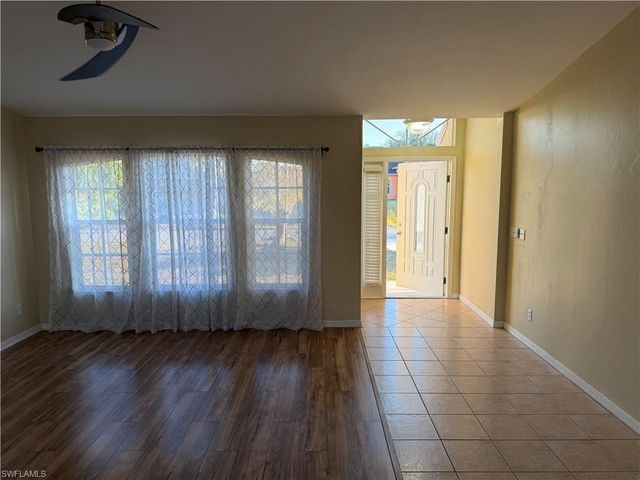 225 SE 4th TER, Cape Coral, FL 33990