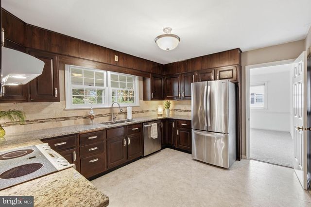 361 TEDDY AVE, Lancaster, PA 17601