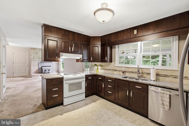 361 TEDDY AVE, Lancaster, PA 17601
