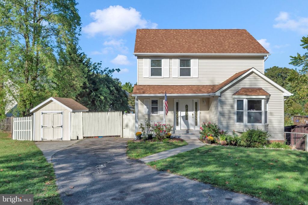 9306 QUEENS POST CT NE, Laurel, MD 20723