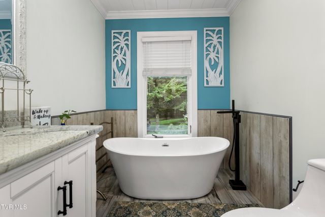 11980 Waterhouse Lane, Glade Spring, VA 24340