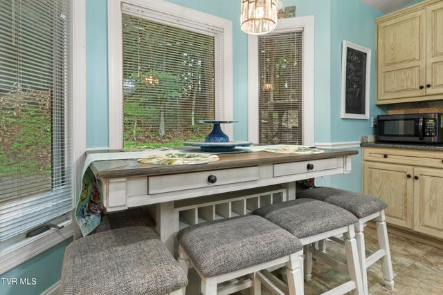 11980 Waterhouse Lane, Glade Spring, VA 24340