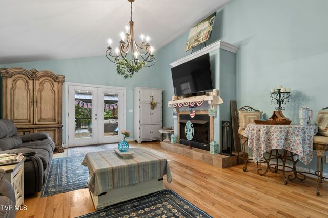 11980 Waterhouse Lane, Glade Spring, VA 24340