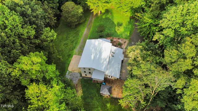 11980 Waterhouse Lane, Glade Spring, VA 24340