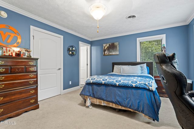 11980 Waterhouse Lane, Glade Spring, VA 24340