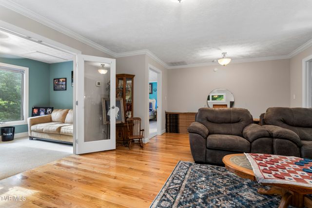 11980 Waterhouse Lane, Glade Spring, VA 24340