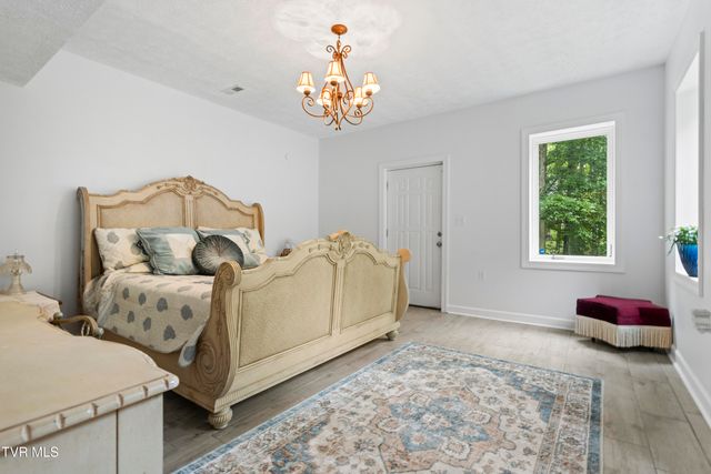 11980 Waterhouse Lane, Glade Spring, VA 24340