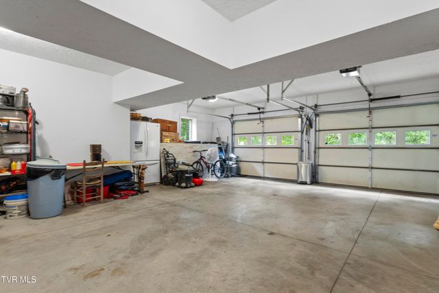 11980 Waterhouse Lane, Glade Spring, VA 24340