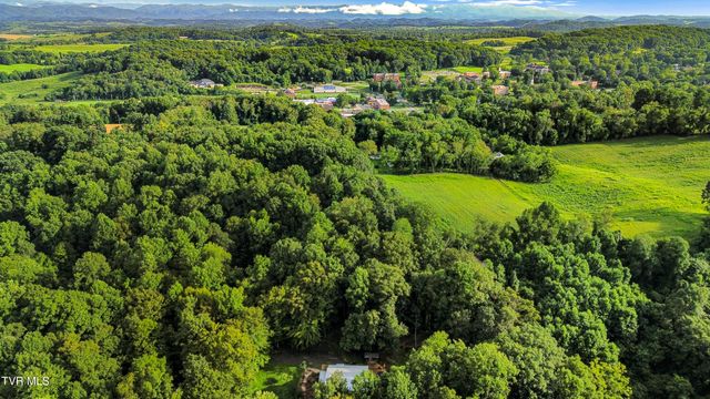 11980 Waterhouse Lane, Glade Spring, VA 24340