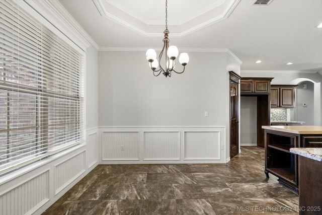 14303 N 35th East Avenue, Skiatook, OK 74070