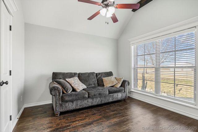 14303 N 35th East Avenue, Skiatook, OK 74070