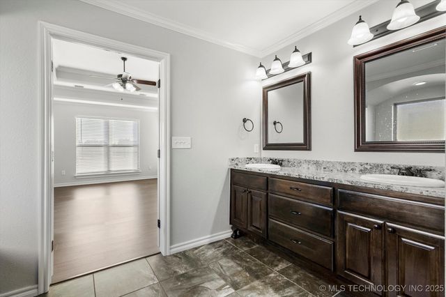 14303 N 35th East Avenue, Skiatook, OK 74070