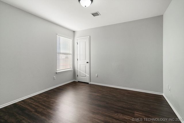 14303 N 35th East Avenue, Skiatook, OK 74070