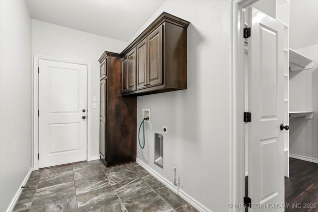 14303 N 35th East Avenue, Skiatook, OK 74070