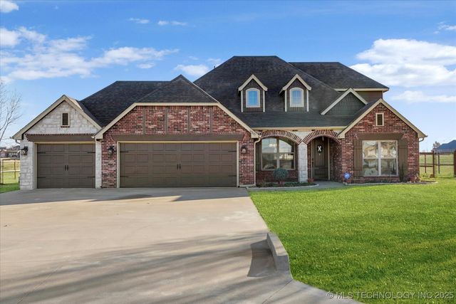 14303 N 35th East Avenue, Skiatook, OK 74070