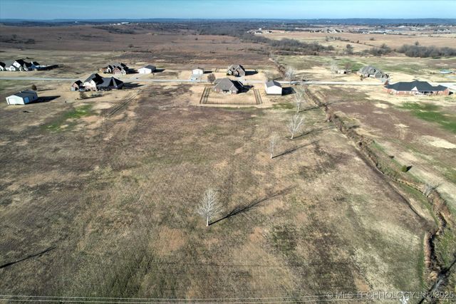 14303 N 35th East Avenue, Skiatook, OK 74070