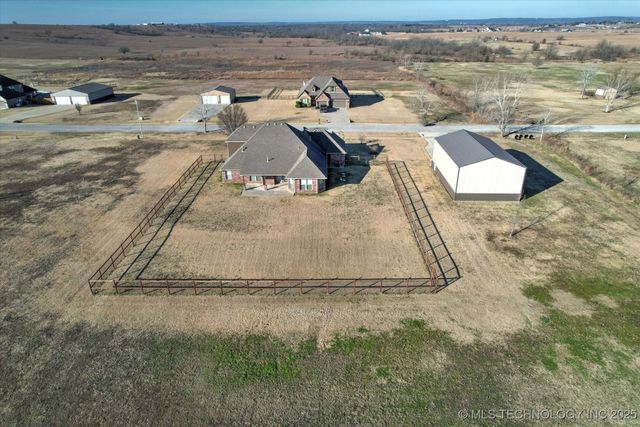 14303 N 35th East Avenue, Skiatook, OK 74070
