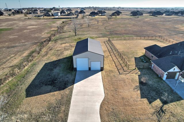 14303 N 35th East Avenue, Skiatook, OK 74070