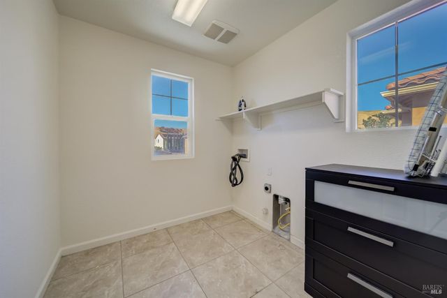 5206 Conley Ln, Fairfield, CA 94533