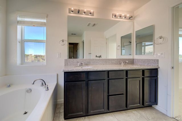 5206 Conley Ln, Fairfield, CA 94533