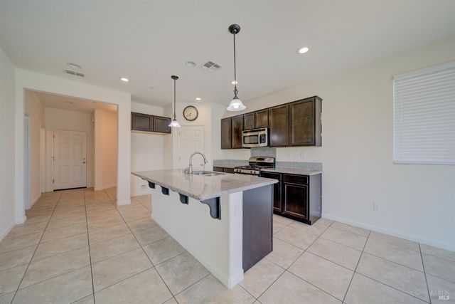 5206 Conley Ln, Fairfield, CA 94533