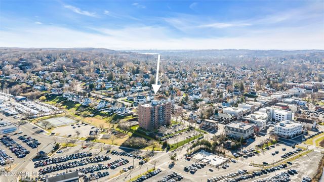 10 Ocean Boulevard 4D, Atlantic Highlands, NJ 07716