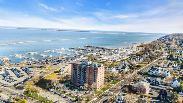 10 Ocean Boulevard 4D, Atlantic Highlands, NJ 07716