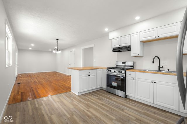2715 Magnolia Court, Columbus, IN 47203