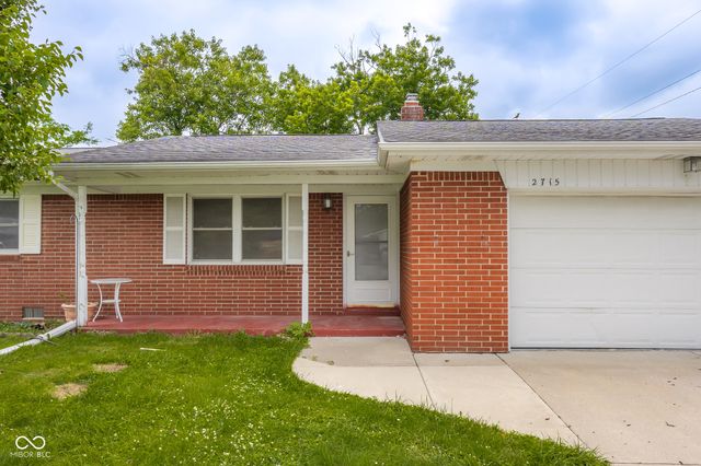 2715 Magnolia Court, Columbus, IN 47203