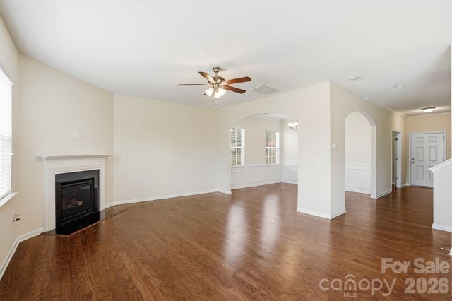 7133 Kinley Commons Lane, Charlotte, NC 28278