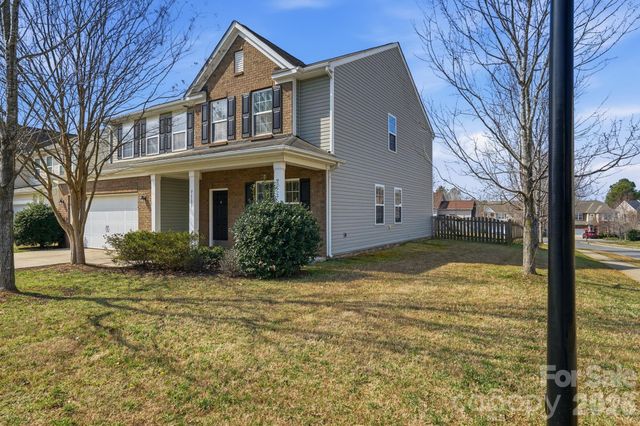 7133 Kinley Commons Lane, Charlotte, NC 28278