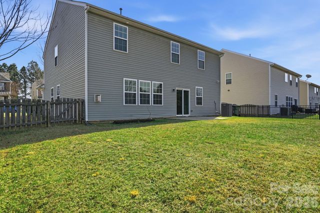 7133 Kinley Commons Lane, Charlotte, NC 28278