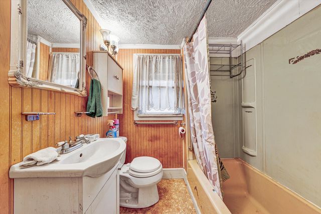 3147 Garden City BLVD, Roanoke, VA 24014