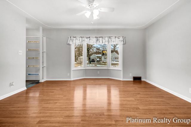 3463 McCracken Street, Norton Shores City, MI 49441