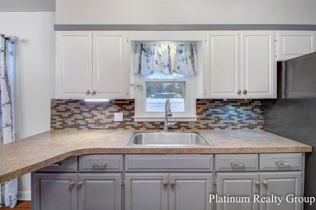 3463 McCracken Street, Norton Shores City, MI 49441