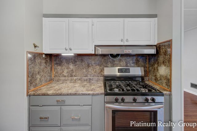 3463 McCracken Street, Norton Shores City, MI 49441