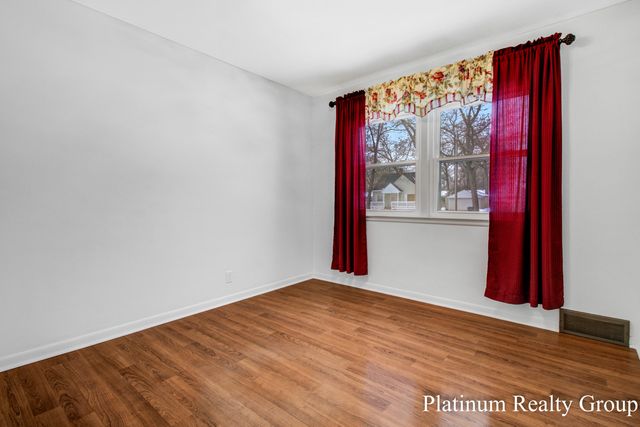 3463 McCracken Street, Norton Shores City, MI 49441