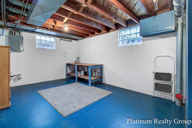 3463 McCracken Street, Norton Shores City, MI 49441