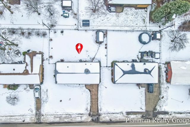 3463 McCracken Street, Norton Shores City, MI 49441