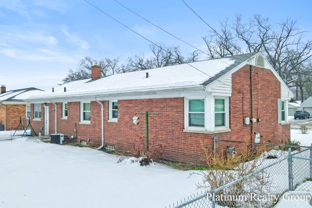 3463 McCracken Street, Norton Shores City, MI 49441