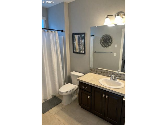 731 N 47TH Ave, Ridgefield, WA 98642