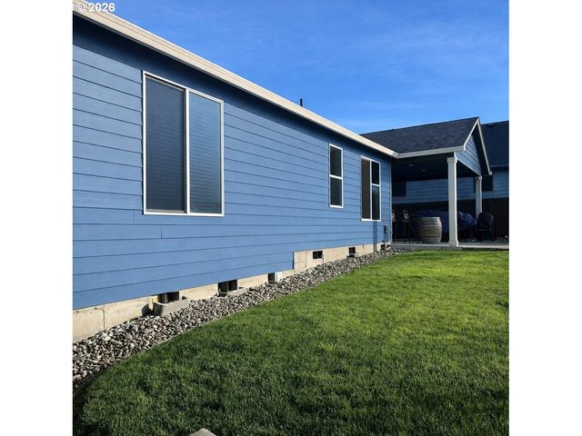 731 N 47TH Ave, Ridgefield, WA 98642