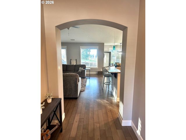 731 N 47TH Ave, Ridgefield, WA 98642